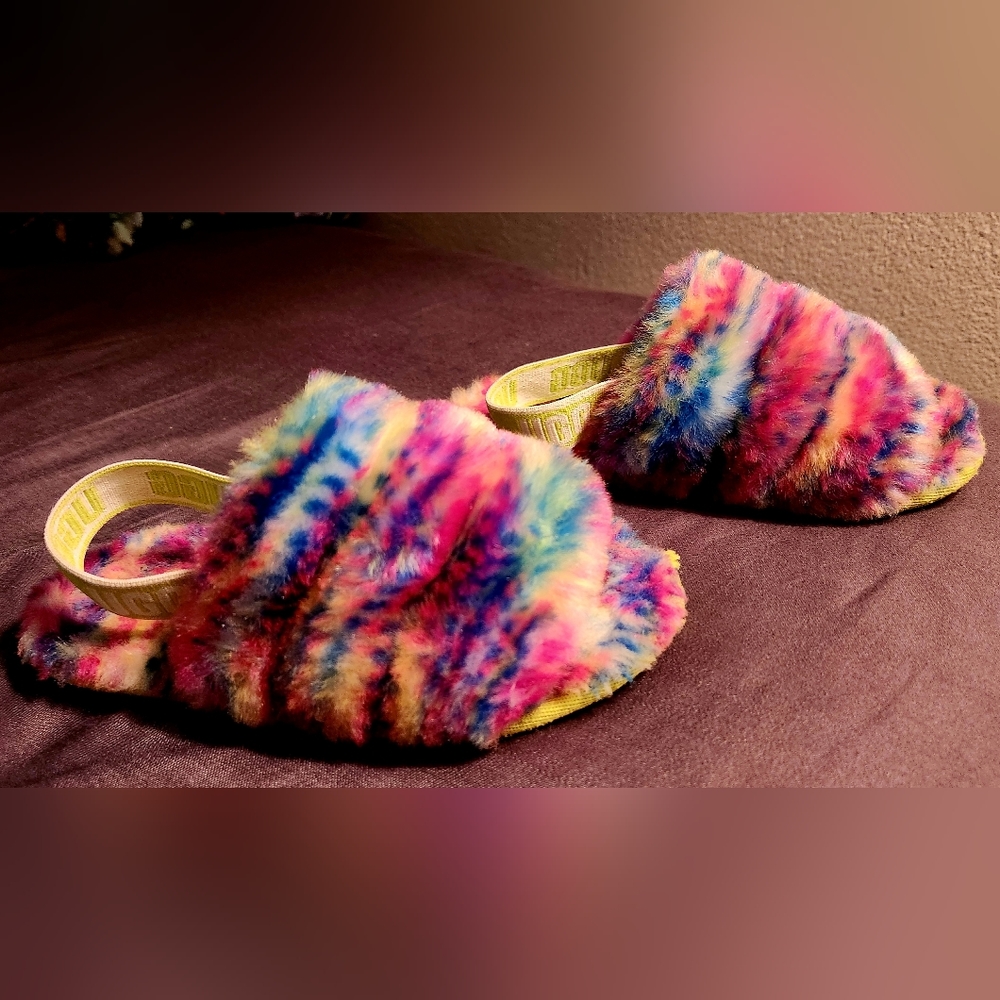 Girls Ugg slippers